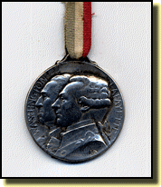 MedailletteParis1917A